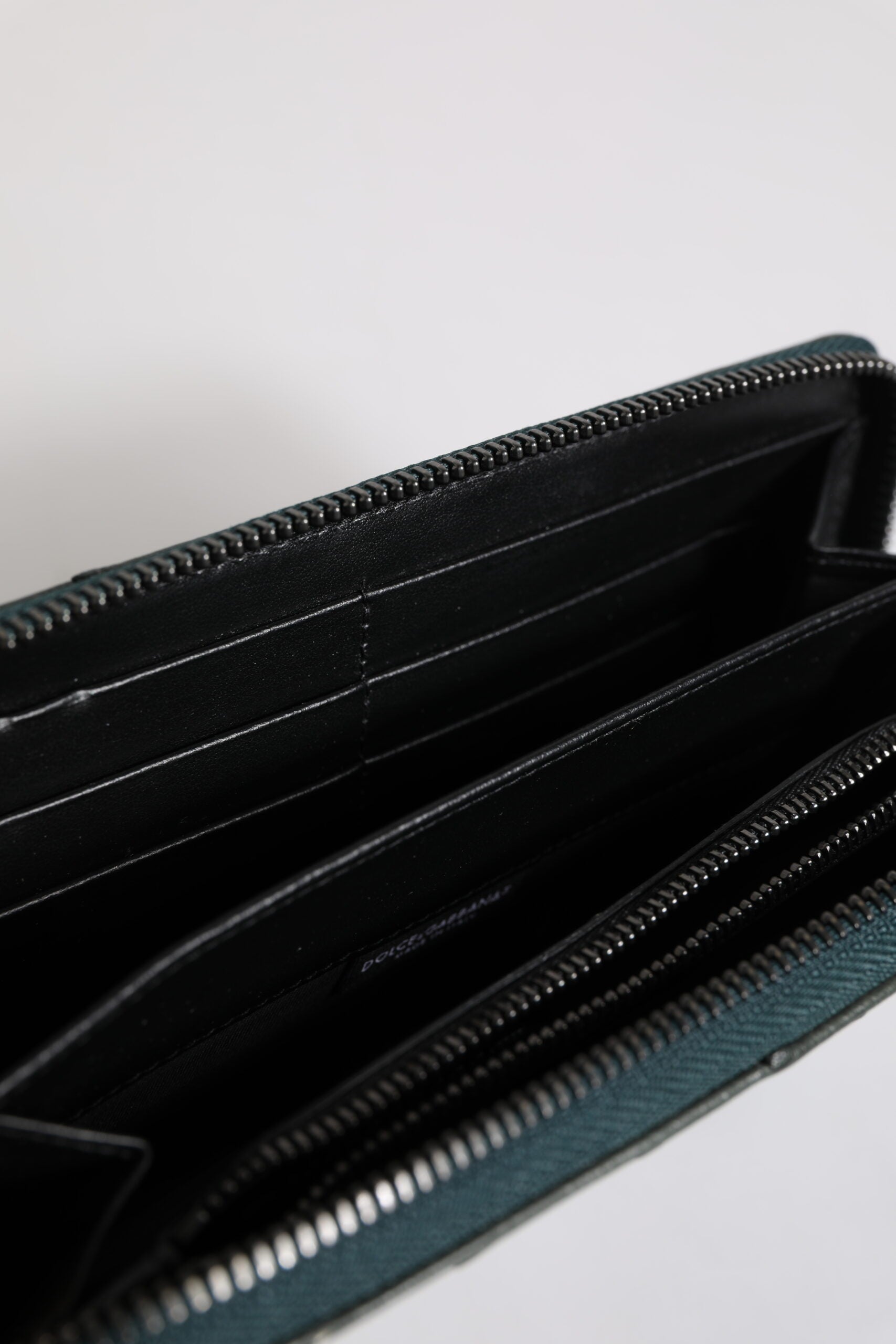 Dolce & Gabbana Green Ostrich Logo Plaque Zip Around Continental Wallet