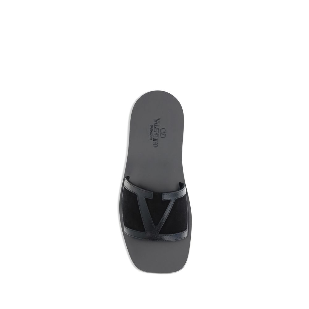 Valentino Garavani Black Calf Leather Bos Taurus Flat Sandals